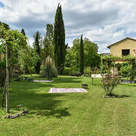 Country Loft At Palazzo Di Bagnaia Castel del Piano (Perugia)